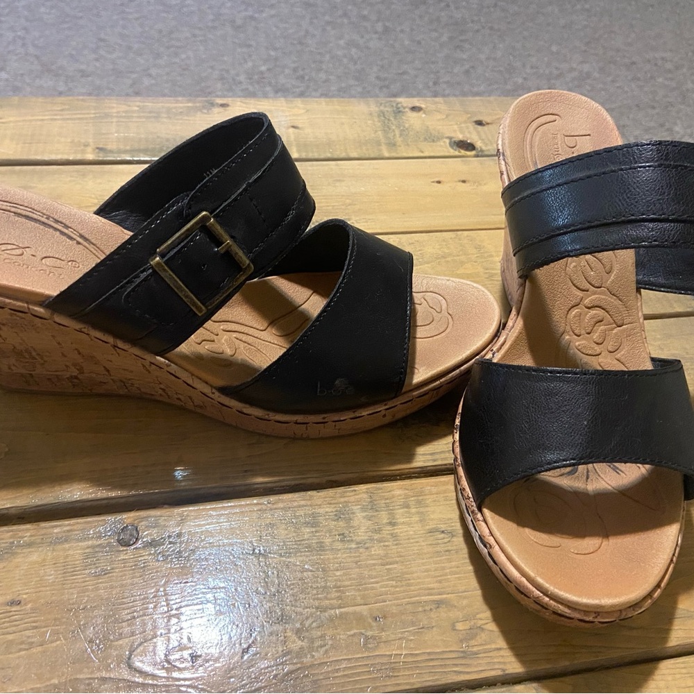 boc size 11 Black Wedge Sandals